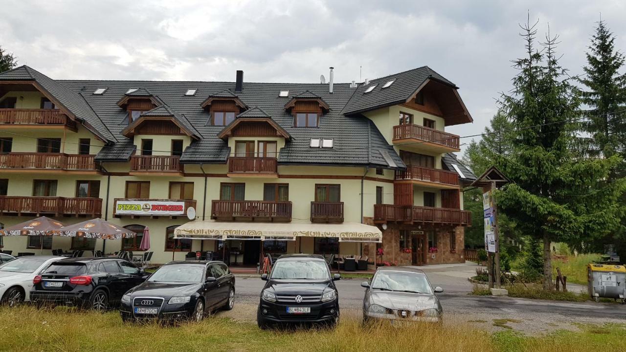 Apartmany 33 A 8 Ad Kamzik Доновали Екстериор снимка