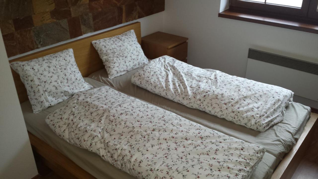 Apartmany 33 A 8 Ad Kamzik Доновали Екстериор снимка